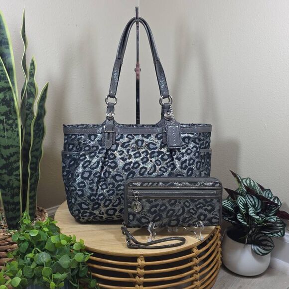 Coach Ashley Ocelot-Print Gallery Style East West Shoulder Bag + Matching Wallet - Picture 1 of 16
